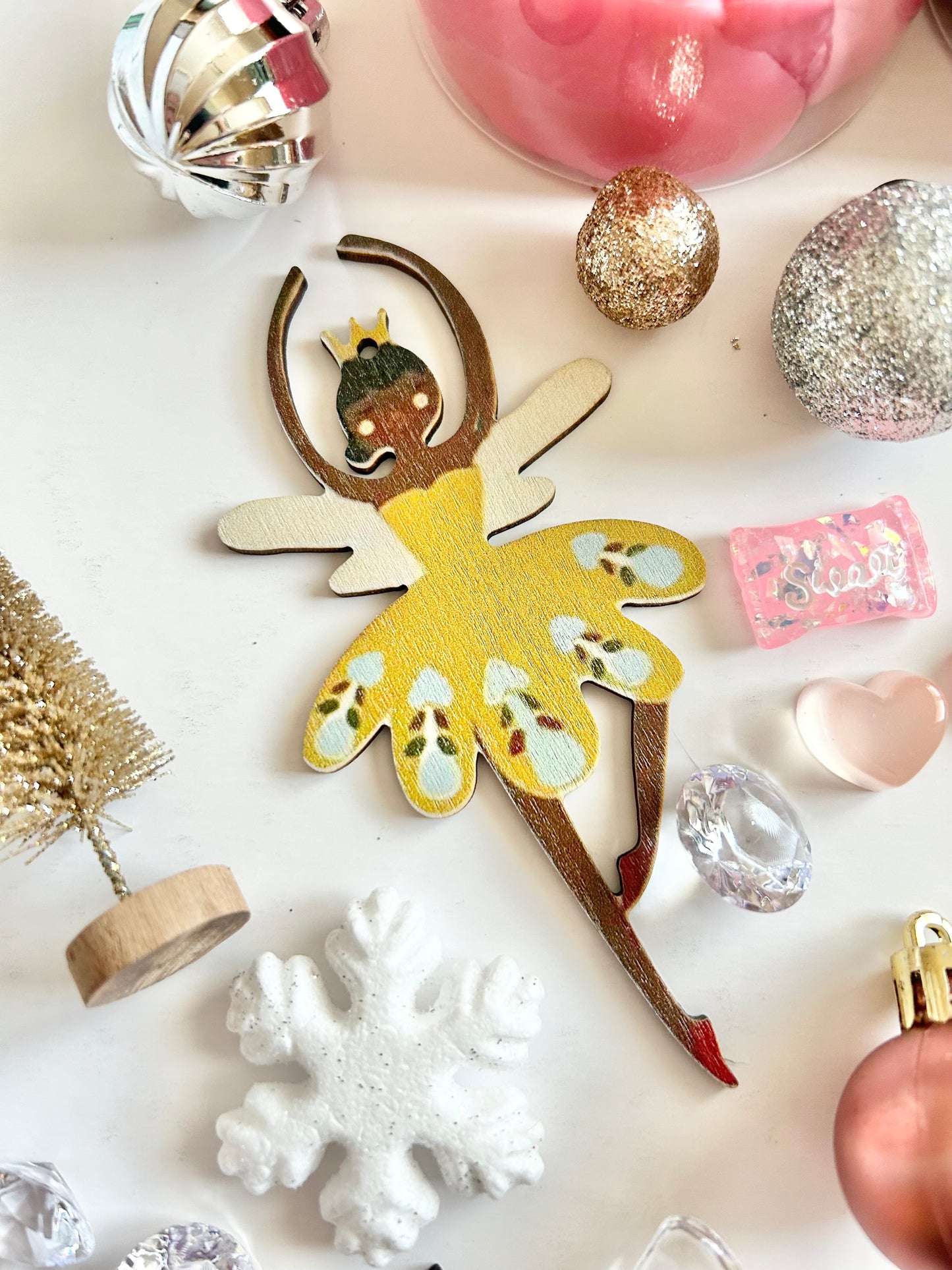 GET CRACKIN’ PLAY KIT