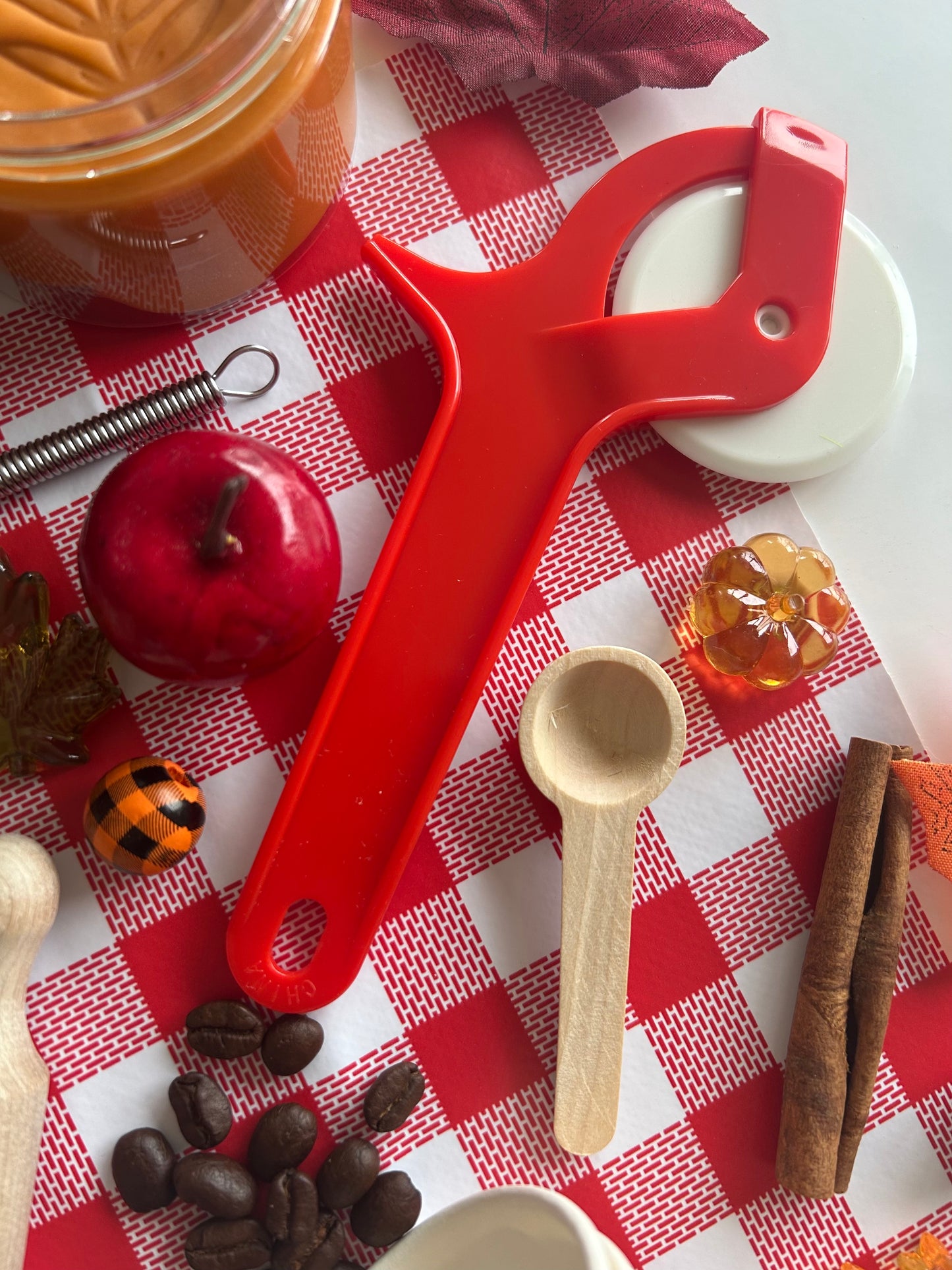 THE PIE’S THE LIMIT PLAY KIT