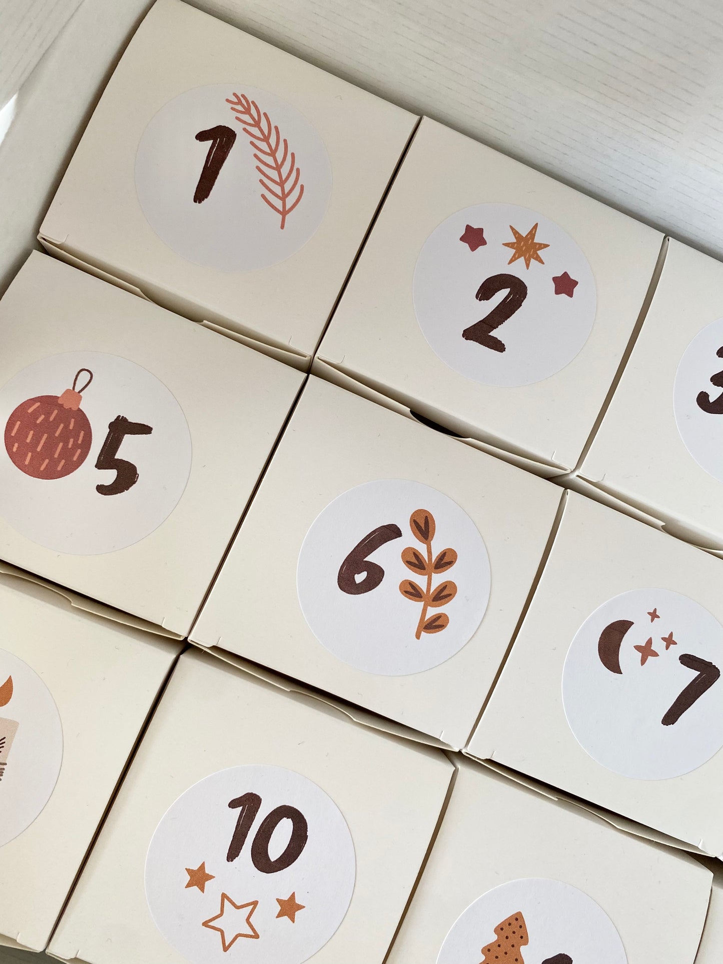 12 DAYS OF HOLIDAY FUN BOX