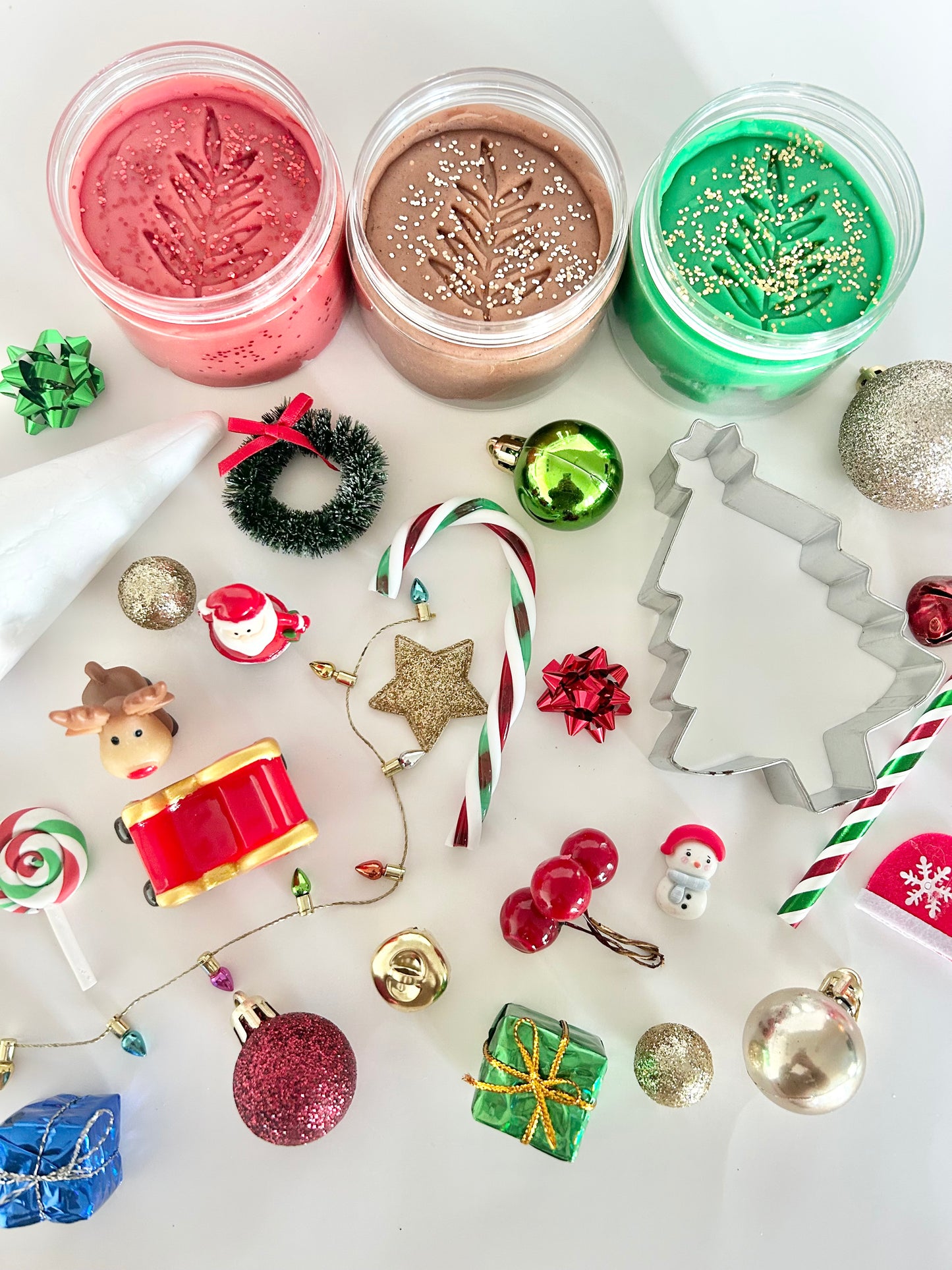 ‘TIS THE SEASON TO SPARKLE PLAY KIT